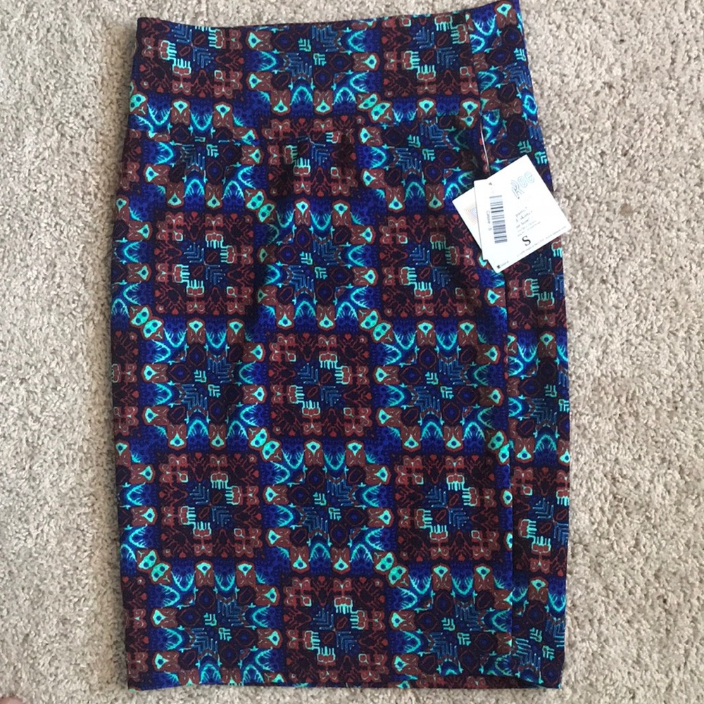 LulaRoe Cassie skirt